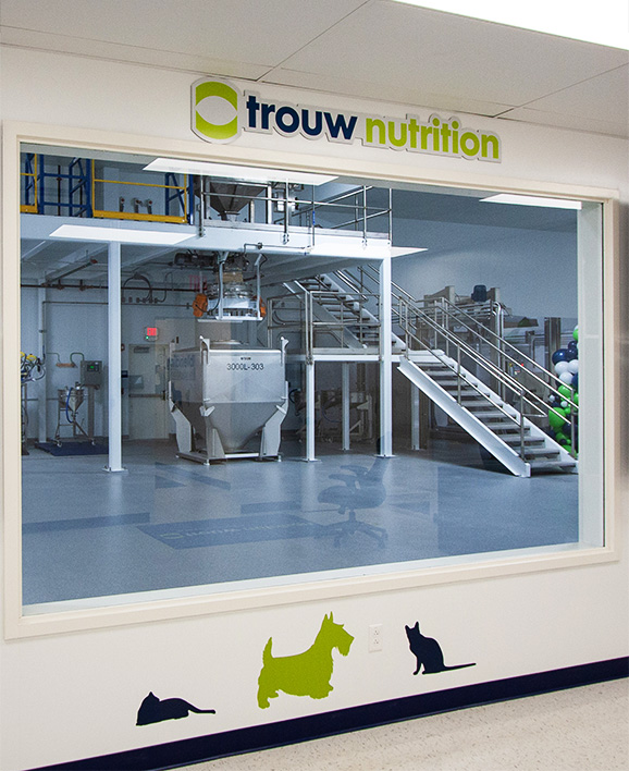 Specialty products produced at the Blending Innovation Center include palatants, probiotics, oral health ingredients, raw diet premixes and supplement blends for companion animals.