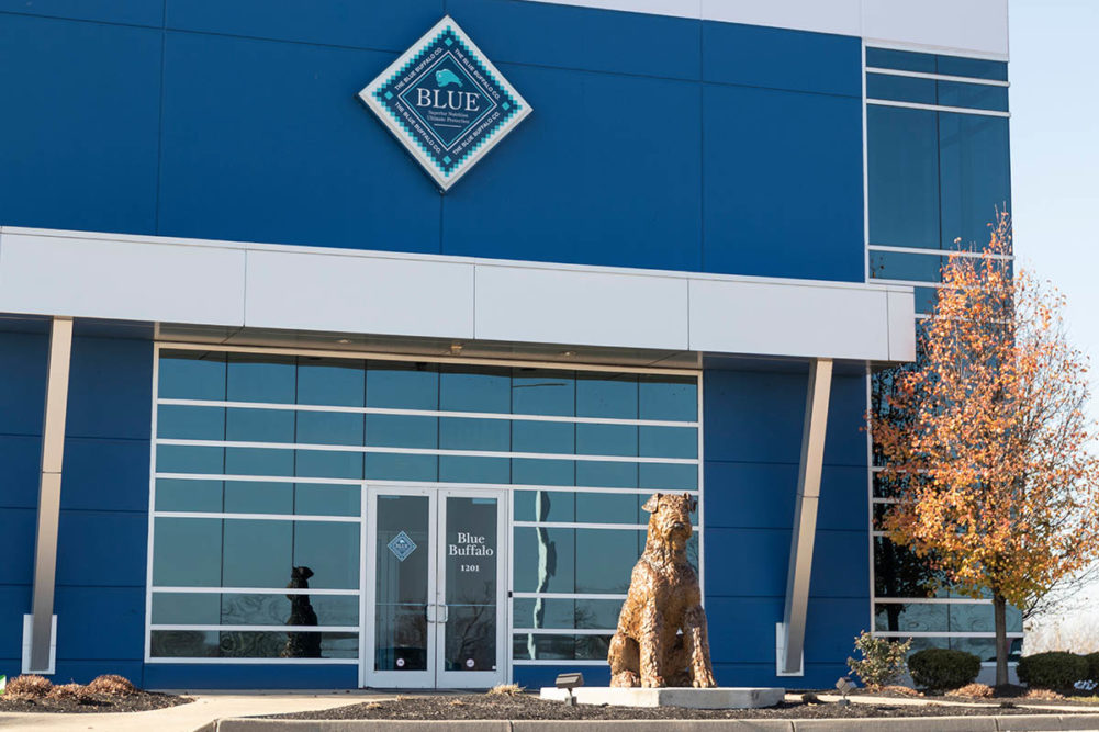 Blue Buffalo pledges $200 million expansion of pet food facility in Richmond, Indiana