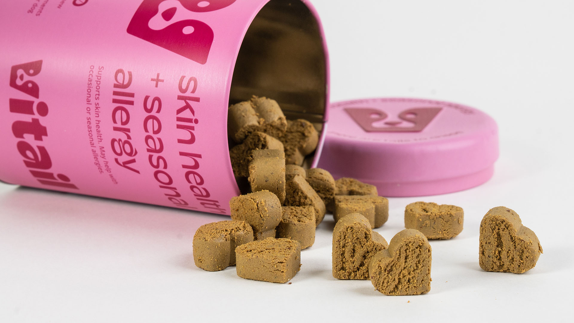 Vitail offers a range of supplements made with active ingredients, like amino acids, for dogs