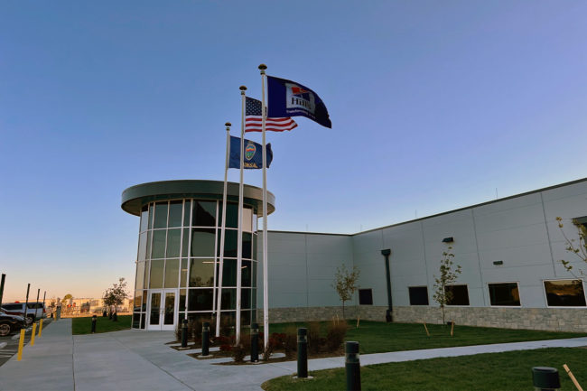 Hill's opens new wet pet food facility in Kansas