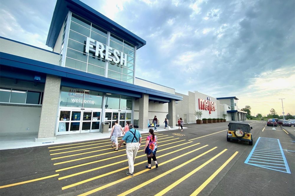 Meijer cuts ribbon at five new Midwestern grocery supercenters