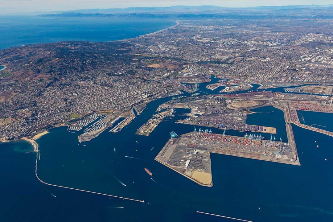 Busy West Coast port to run around the clock to mitigate congestion