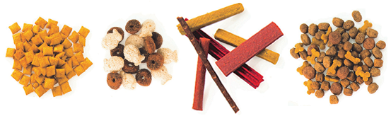 Extruded pet treats