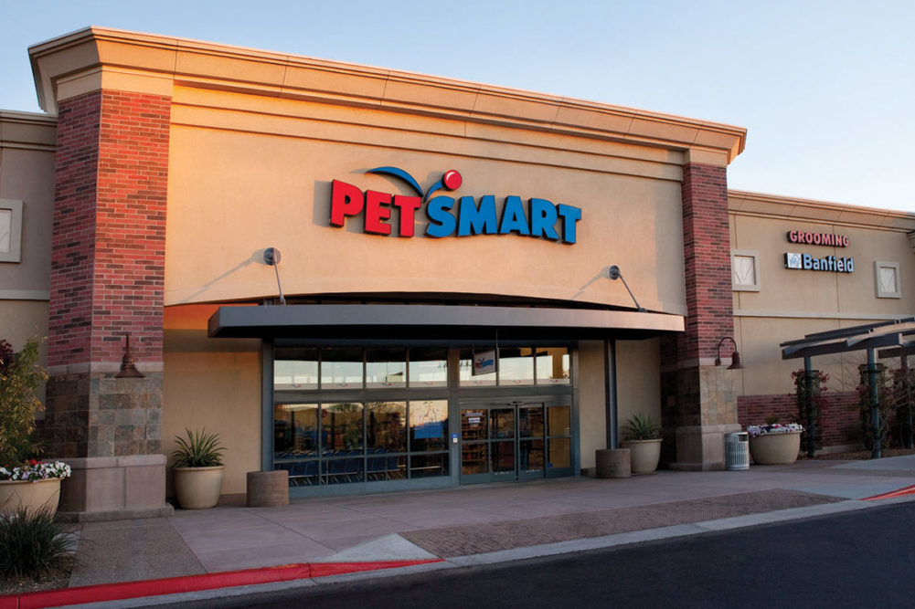 Storefront of PetSmart